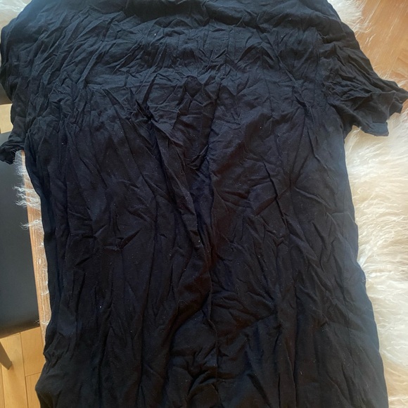 VGC Alexander Wang luxury men’s plain blacked out Tee in size Medium!! - Picture 2 of 3